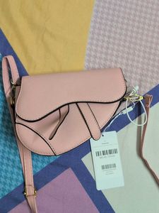 Pink Saddle Satchel Bag..🤌💕