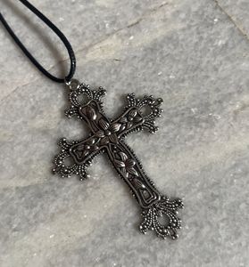 y2k cross necklace