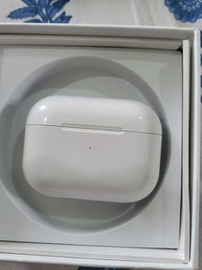 Apple AirPods Pro (2nd Gen)