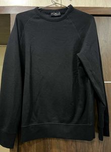 H&M Oversized Black Sweatshirt