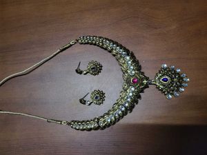 Antique Style Stone Necklace