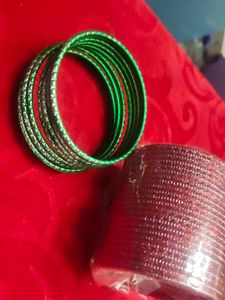 Bangles - Green and Maroon Pack Of 2