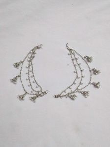 Ear chain
