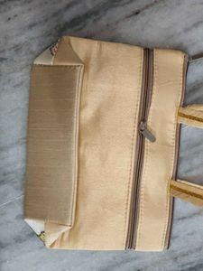 Embellished Floral Pattern Handbag