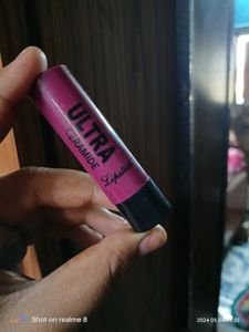 HUDA Beauty Lipstick