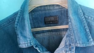 COMFORTABLE UNISEX DENIM SHIRT