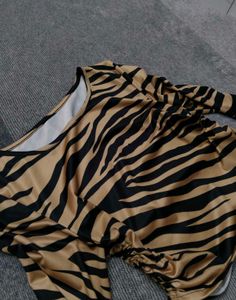Animal Print Crop Tee