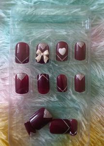 Press-On Nail Set