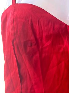 Elegant Red Satin Sweetheart Midi Dress