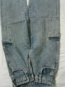 Blue Straight Fit Jeans💙
