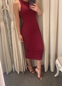 Savana Bodycon Dress In Cherry Red❤️