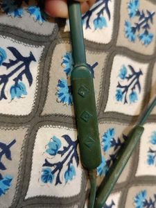 Old Bluetooth Neckband Of Boat Company
