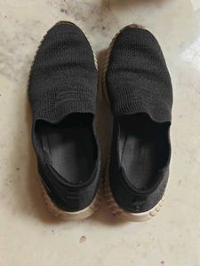 Skechers slip on shoes