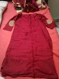 Kurta With Dupatta