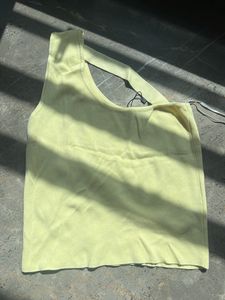 Zudio One-Shoulder Tank Top