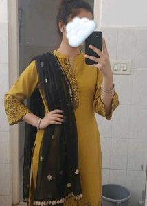 🌼 Mustard Yellow cut work Kurti Set with Black Du