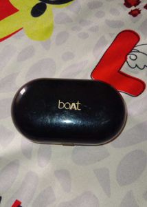 boat earbud