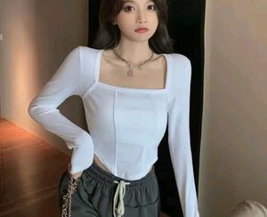 Cureved Hem Top