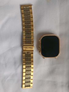 Gold Smart Apple Watch