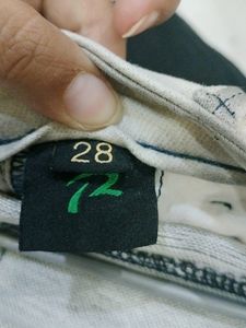 Ankle-Length Jeans