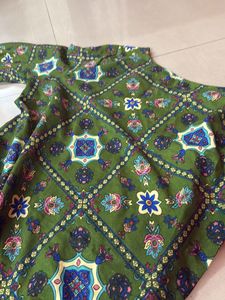 Green Colour Kurti Balloon Hands