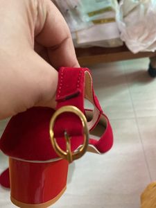 Lv Red Pointed Toe Heels , Stylish Colour Heel