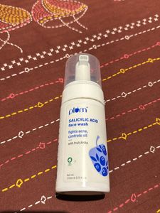 Plum Salicylic Acid Facewash