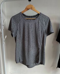 H&M Drifit T-shirt