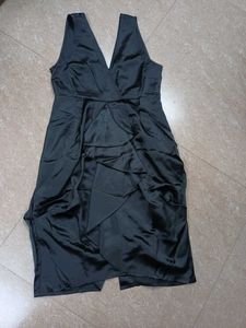 Elegant Black Sleeveless Dress