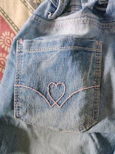 Cute Girl&#39;s Denim Jeans