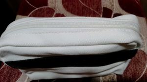 Minimalist White Makeup storage pouch 👝