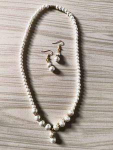 Pearl Necklace & Earring Set