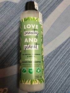 Love Beauty and Planet Scalp Purify Shampoo