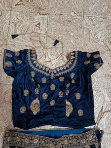 wedding gown/ with pink dupa