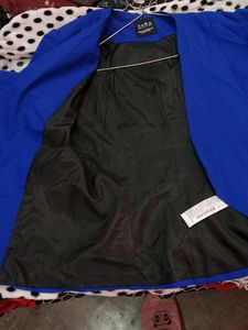 ZARA Women&#39;s Blue Blazer with Zip Pocket