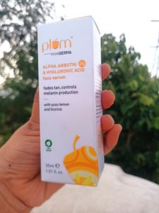 Plum 1% Hyaluronic Acid &amp; Alpha Arbutin Serum 🌟