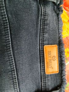 Frayed Hem Jeans