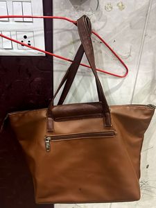 lavie tote bag