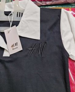 H&amp;M Contrast Collar Top