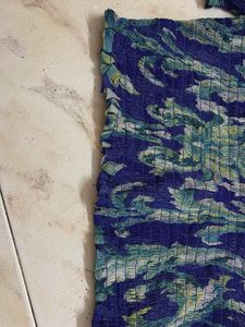Stylish Blue Patterned Top