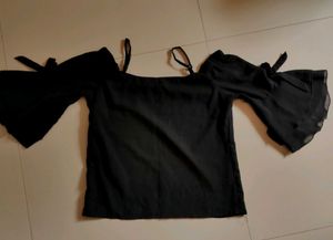 Black Adjustable Off Shoulder Top