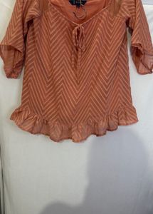 Chic Chevron Print Top