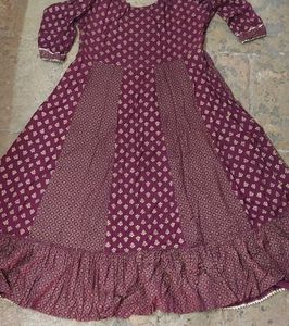 Maroon Golden Printed Ethnic Kurti