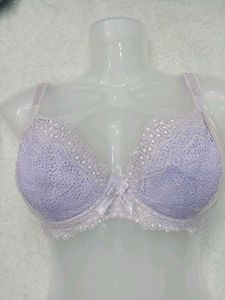 32 D Pedded Look