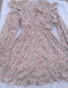 Floral Dress🎀🤌(Unused)