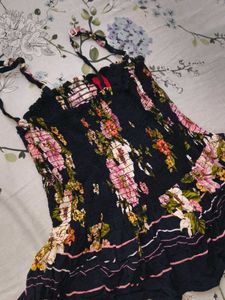Floral Print Smocked Tank Top 😍