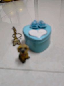 3 Cute Littlethings.puppy,eiffeltower,blueboxSmall