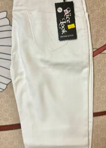 Stylish White Women&#39;s Jeans
