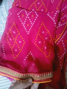 Elegant Pink Bandhani Saree