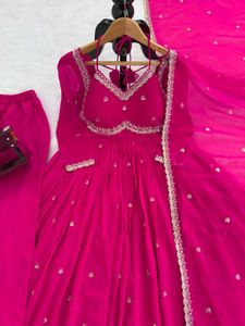 Pink Embroidered Kurta Set xl size